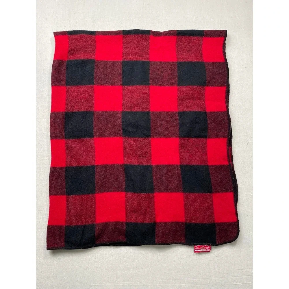 Marlboro Country Store Red Wool Blanket Buffalo Plaid Northwest Co. 65 X 56